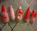 Press-On Nails (Strawberries/Ladybug)