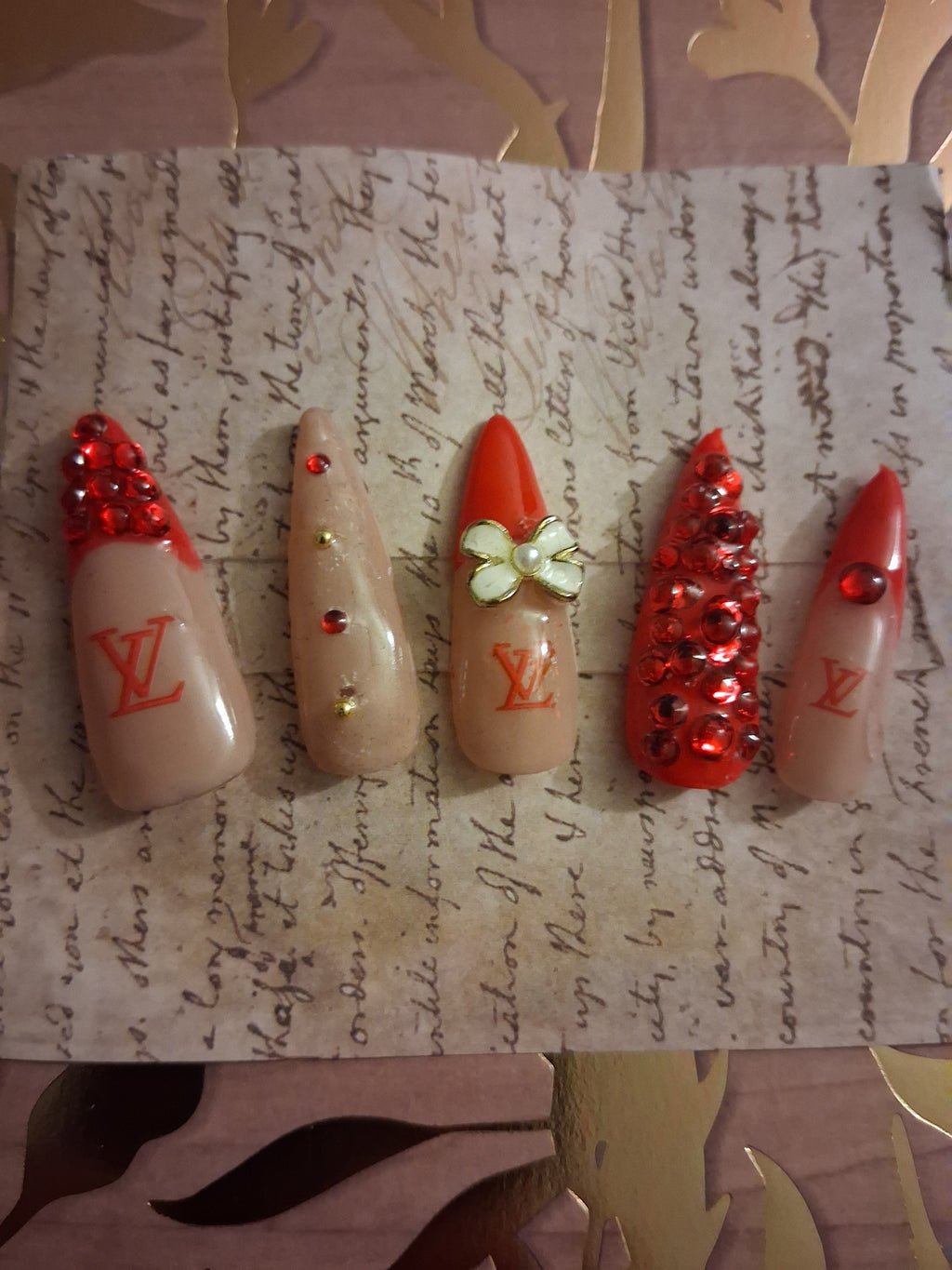 Designer Press-on Nails (Red Louis)