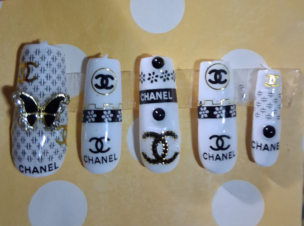 Designer Press-On Nails (White/Charms)