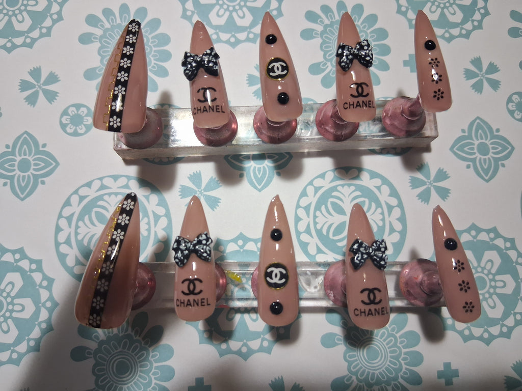 Designer Press-On Nails (Grape Jelly)