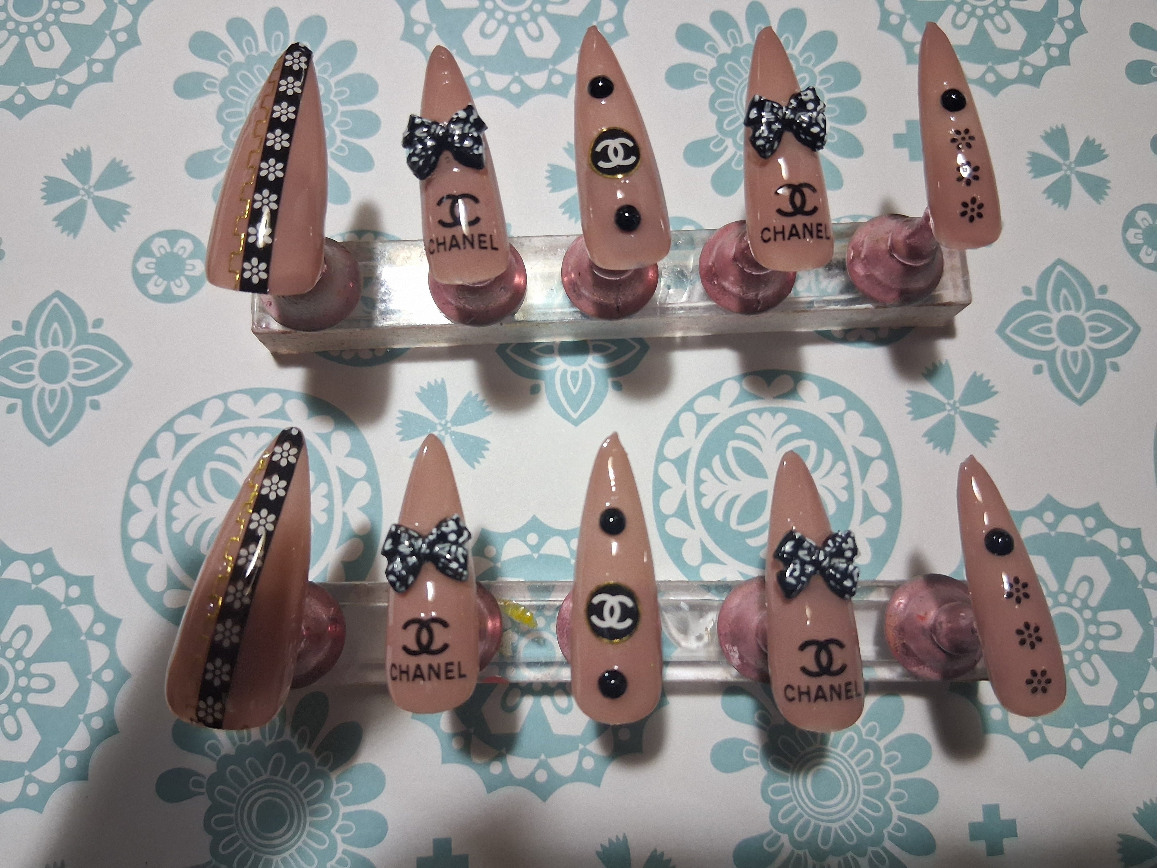 Designer Press-On Nails (Grape Jelly)