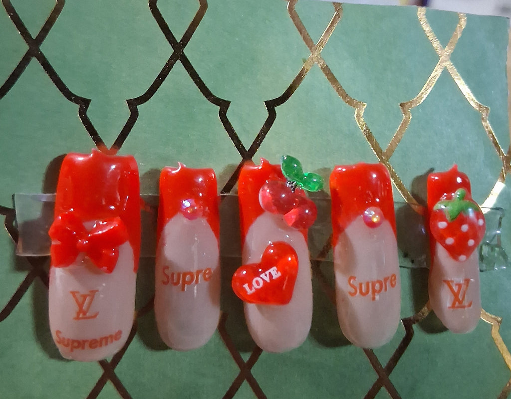 Designer Press-Ons (Classic Red Louis)