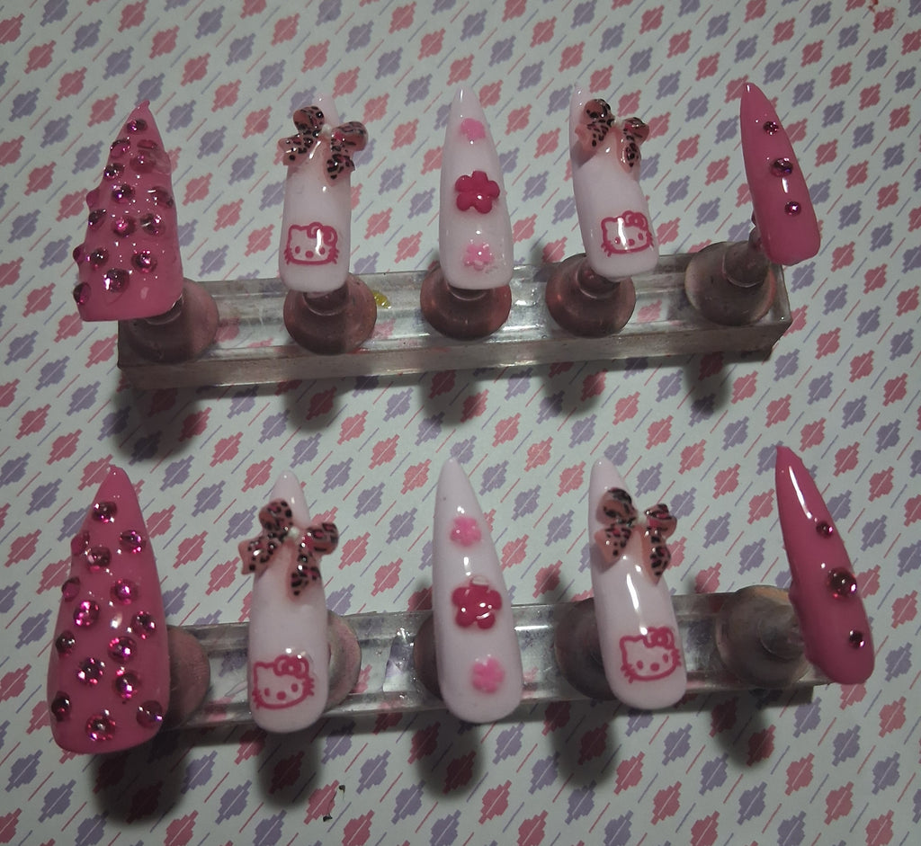Press-On Nails (Hello Kitty Pink)