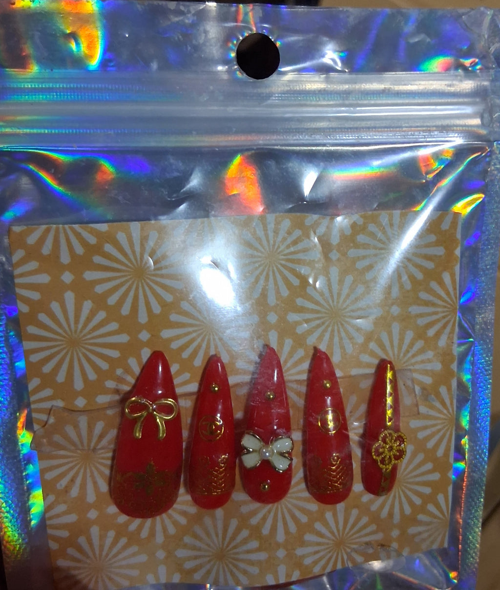 Press-on Nails (Red/Gold)