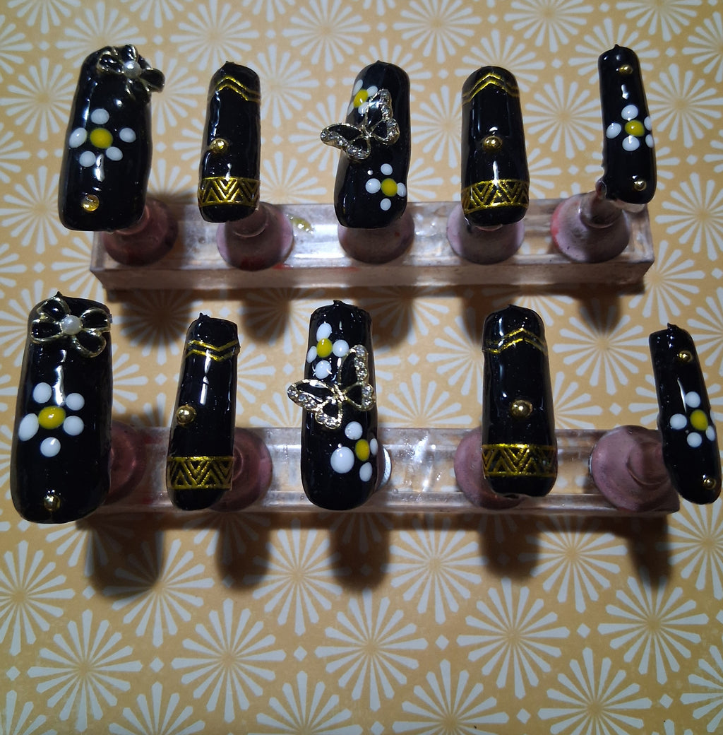 Designer Press-on Nails (K. Spade Black w/White Flowers)